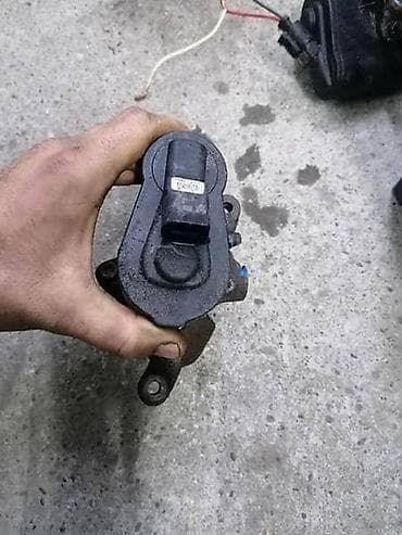 žabice za auto: ZADNJA KLESTA ZA VOLKSWAGEN PASSAT B7 | Zadnja leva i desna klesta — 2