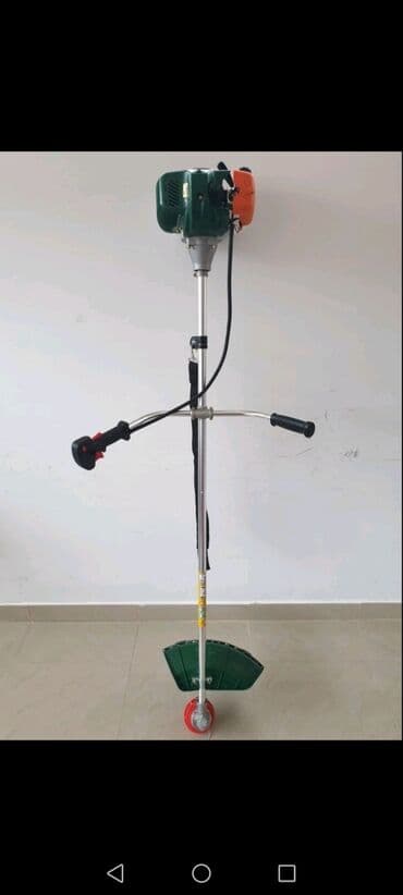 polovne samohodne motorne kosilice za travu: Prodajem nov i kvalitetan Lesnik benzinski trimer za košenje trave — 2