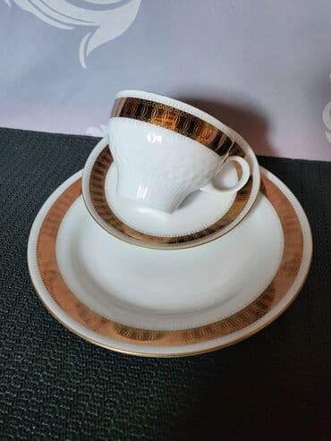 porcelanske solje za caj: Set porcelanski Kahla Istocna Nemacka 70te. Trodelni set,nigde — 1