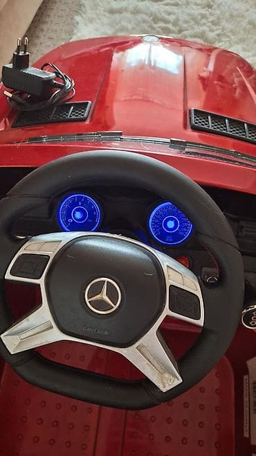 Ostale dečije stvari: Dečiji električni automobil – Mercedes-Benz ML350 4MATIC, crvene boje — 4