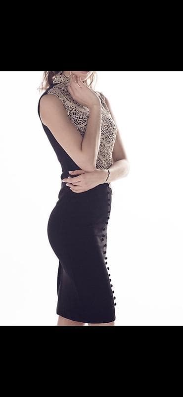 haljine mango: Elegantna crna midi haljina bez rukava sa asimetričnim čipkanim — 7