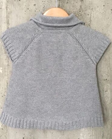 karirane sive pantalone: OKAIDI DZEMPERIC ili kao PRSLUK preko jaknice Velicina 18 - 24 meseci — 6