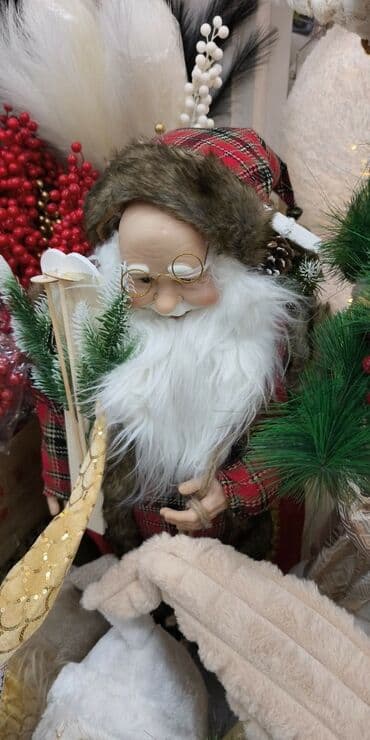 Textile: Deda mraz 1m 8500din (na slici gde su svi gledate samo gornji red) — 4