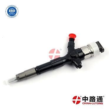 COMMON RAIL INJECTOR 23670-UM010 CONTACT:DENNIS:AGO W-H-A-T-S