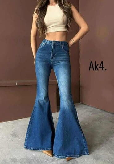 zvoncare pantalone prodaja: S M L XL
3100din✨️✨️ — 1