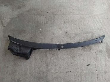PLASTIKA ISPOD BRISACA ZA AUDI A4 na lalafo.rs PLASTIKA ISPOD BRISACA ZA AUDI A4