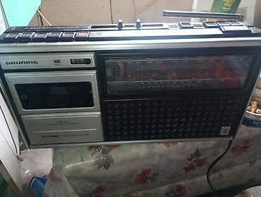 polovni auto radio: GRUNDIG C 5500 Automatic – četvoropojasni radio-kazetofon (4 Band — 2