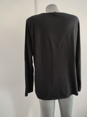 Women's Clothing: Majica ZAMBA 42/44 799din Moderna kvalitetna majica kupljena u — 3