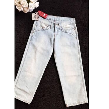 pantalone od vestacke koze: Vel. 26 
Farmerke krace — 1