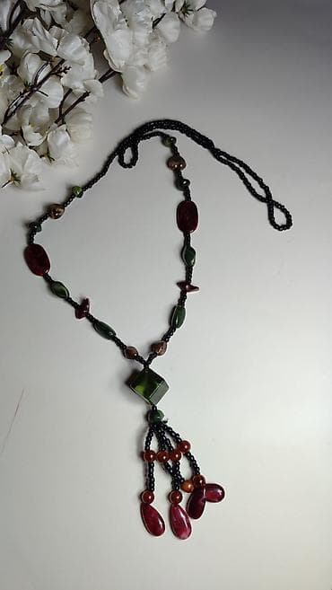 Ručno rađena ogrlica sa ukrasnim perlama u boho stilu. - Dugačak — 3