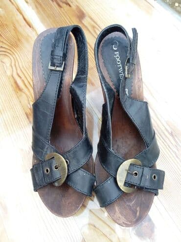 salonke 35 broj: Sandale, 39 — 1