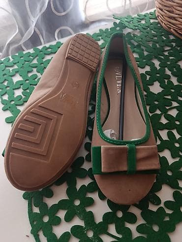 Čizme: Balerine VIVIA - Model: klasične baletanke sa ukrasnom mašnom napred — 1