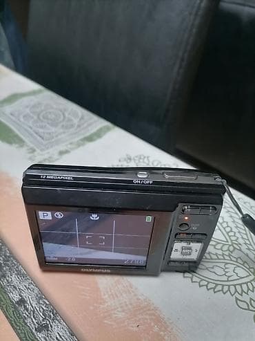 Kitchen Appliances: Olympus X-42 kompaktni digitalni fotoaparat - Senzor: 12 megapiksela — 4