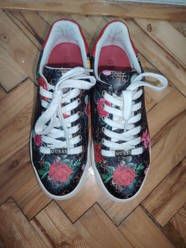 Guess, 39, bоја - Šareno