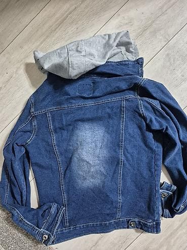 mom jeans 38: SEAGULL teksas jakna sa integrisanim duksem - Model: teksas jakna sa — 2