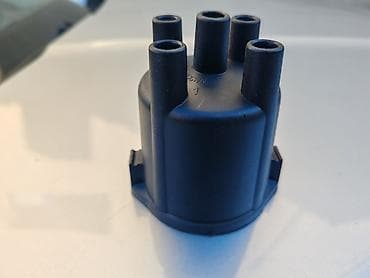 Auto delovi, gume i tjuning: Razvodna kapa Lada 7 Riva,2121,21213 Niva. Novo. Cena 900 dinara — 1