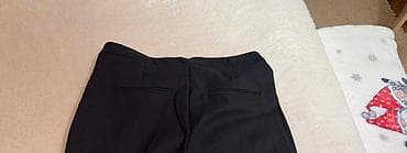 pur pena: Potpuno ocuvane, elegantne pantalone na peglu, broj 40. Od gospodje — 5