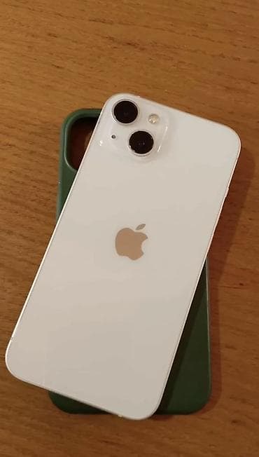 Apple iPhone – bela boja, sa dve zadnje kamere u dijagonalnom na lalafo.rs Apple iPhone – bela boja, sa dve zadnje kamere u dijagonalnom