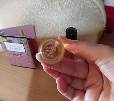 molersko odelo: Set od 2 mirisna uzorka + mini sprej: - Gucci Flora Gorgeous Gardenia — 6