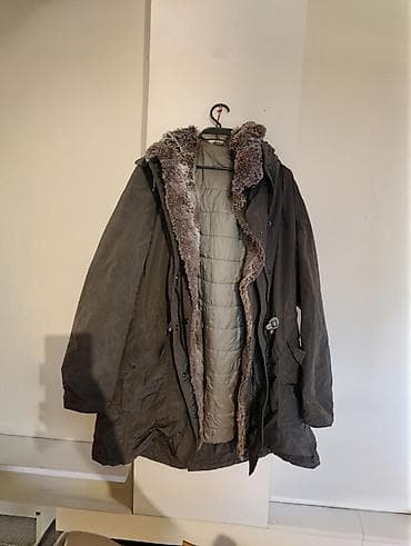 metro jakne: Zimska parka sa toplom postavom i kapuljačom - Boja: tamno maslinasto — 1