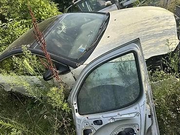 LANCIA DELTA HAUBA KRILO VRATA KOMPLETAN AUTO U DELOVIMA | Lancia