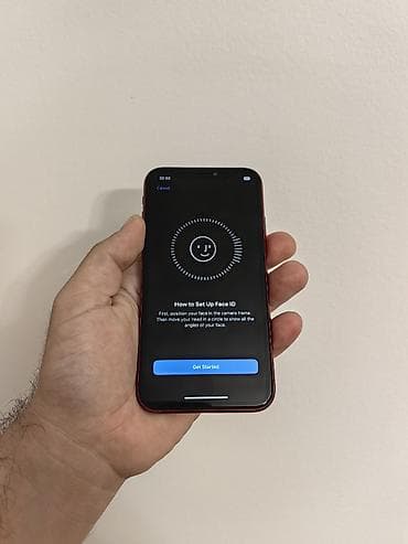 brzi punjac za telefon: Iphone XR cveni, sim free. Verzija sa 64gb memorije. Telefon je ok — 5