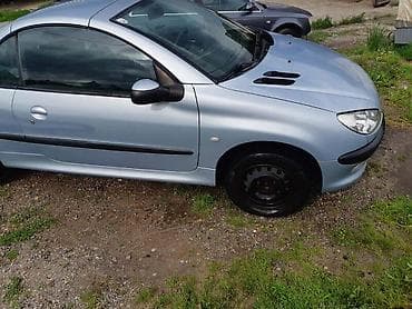 second hand cars: KOMPLETAN 206CC ZA PEUGEOT 206 | Peugeot 206cc 1.6 16v.Auo se — 3