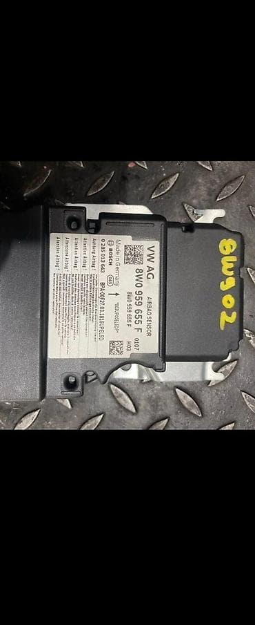katalog automobila: AUDI A4 B9 16-21 AIR BAG CENTRALA MODUL 8W0959655F | Audi vagen — 2