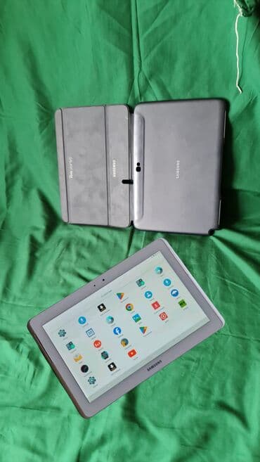 knjiga i zvucnik: 2 samsung tabketa,kao novi kimad — 2