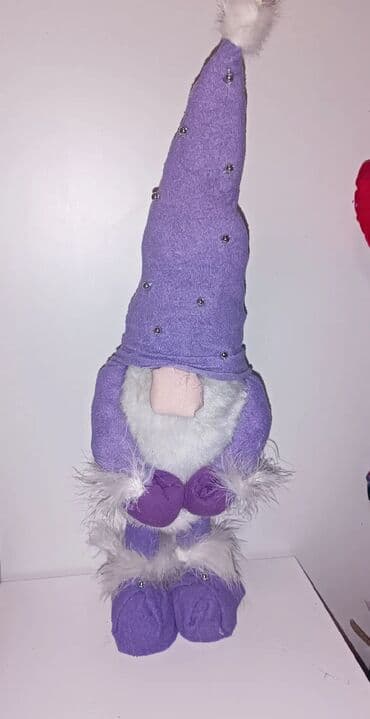 Figure: Figura, bоја - Ljubičasta, Novo — 1