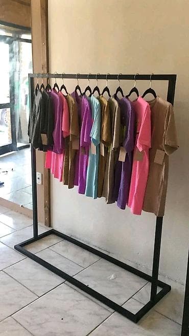 Sofas and couches: Stalak za odeću – metalni, samostojeći - Materijal: čelik/metal, crno — 1