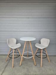 Stolice+sto
Cena 9300din🔥