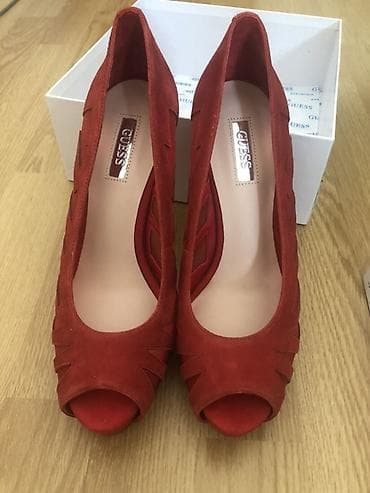 kupaci s: GUESS ženske salonke na visoku štiklu - Model: peep-toe platforme sa — 4