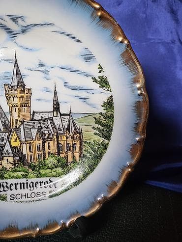 poni bicikle nove: Tanjir porcelanski za na zid zamak Vernigerode iz 70ih. Tanjir je — 3