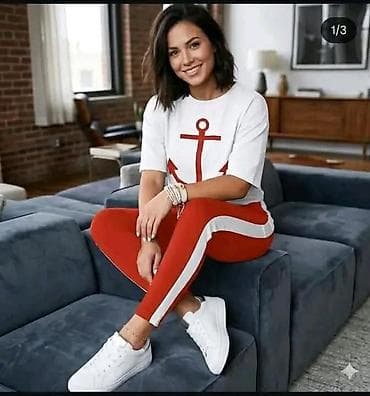 oysho komplet trenerke: Ženski dvodelni set – majica i trenerka, mornarski stil - Gornji deo — 5