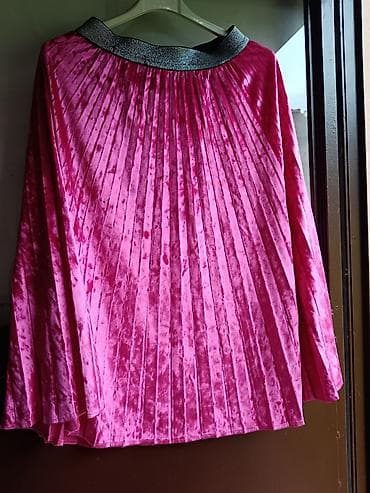 bermude n: Plisirana suknja od plisa u intenzivno pink boji. - Materijal — 1