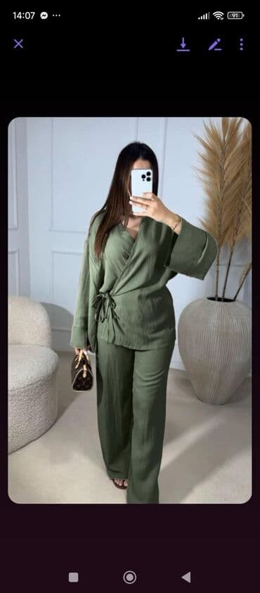 Dresses: Kompleti 2800

pp22 — 6