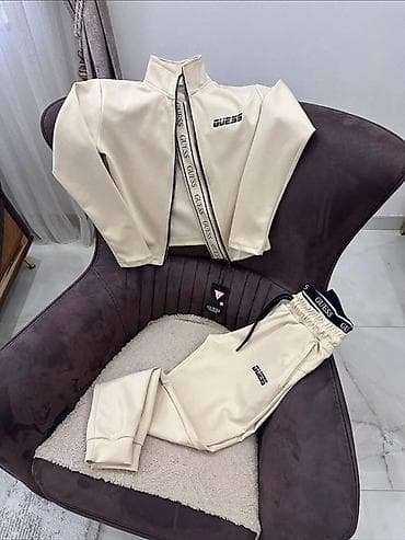 p. s prsluci: Guess kompleti
 s m l xl 
4500 din✅️
NT❤ — 2