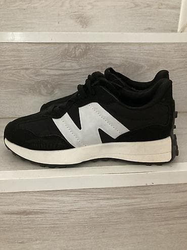 bmw patike: New Balance 327 patike - Model: 327 “The Intelligent Choice” - — 2