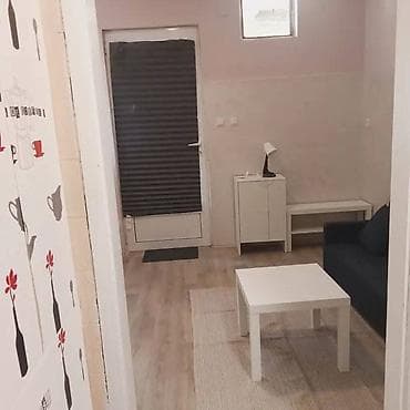 kuca na prodaju valjevo: Izdavanje -Garsonjera Namestena garosnjera,sa zasebnim ulazom u — 4