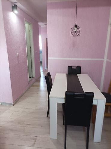 sombor stanovi izdavanje: Namešten stan u kući, 50m2, na prvom spratu, zaseban ulaz Dvosoban — 6