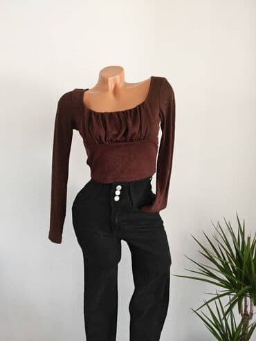 Shein crop Veličina XS-S Za sve informacije i porudžbine DM 🛍 Slanje na lalafo.rs Shein crop Veličina XS-S Za sve informacije i porudžbine DM 🛍 Slanje