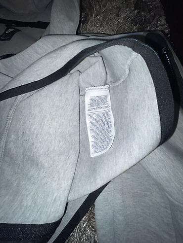 Duksevi: Nike sportska dukserica sa kapuljačom – Tech Fleece stil - Model — 4