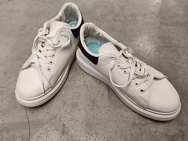 waterproof obuca muska: Karl Lagerfeld bele patike – uniseks, niskog profila - Model — 3