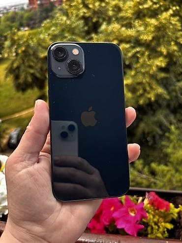 palić kamere: Apple iPhone 13 – crna boja 128gb - Ekran: 6.1" Super Retina XDR — 9