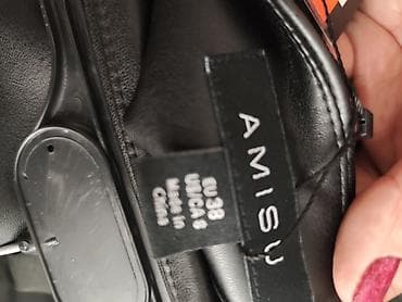 ogrlica od skoljki: AMISU suknja od eko kože – crna, olovka kroj, midi dužina. Detalji: - — 4