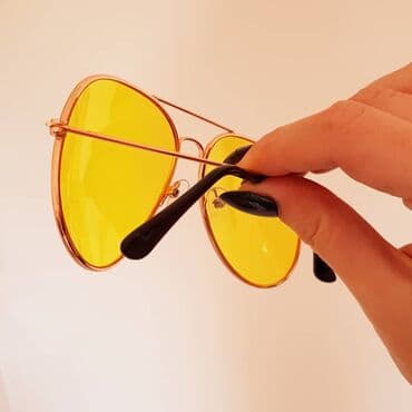 duks sa naocarima: Sunglasses — 1