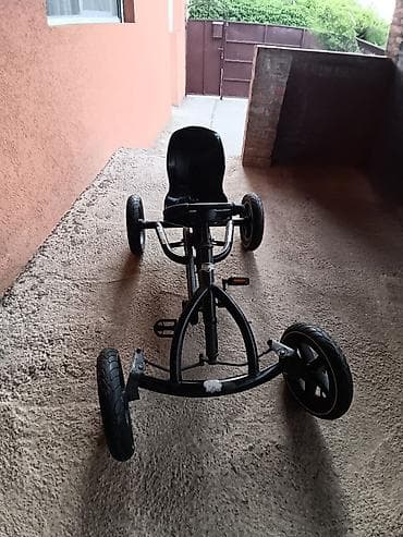 jaje sediste: Dečiji go-kart na pedale BERG Buddy (crni) U odličnom stanju - — 2