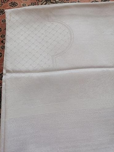 dekor dom stolnjaci: Beli damastni stolnjak - Materijal: damast (sjajna tkanina sa utkanim — 2