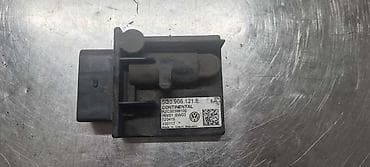 lamela golf 2: KONTROLER PUMPE ZA VOLKSWAGEN GOLF 7 - 5Q0906121E | Kontroler pumpe — 1